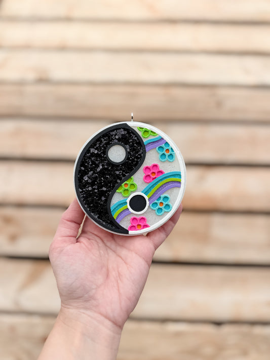 Groovy Yin Yang Freshie