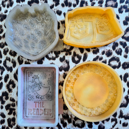 DESTASH MOLDS