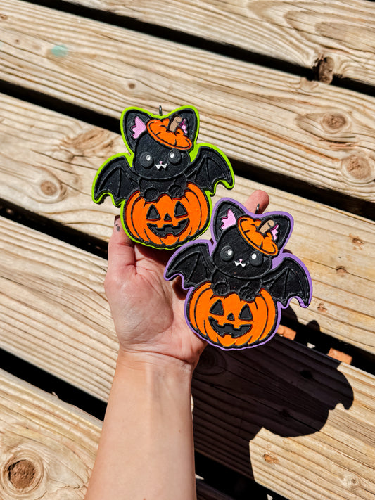 Pumpkin Bat Freshie