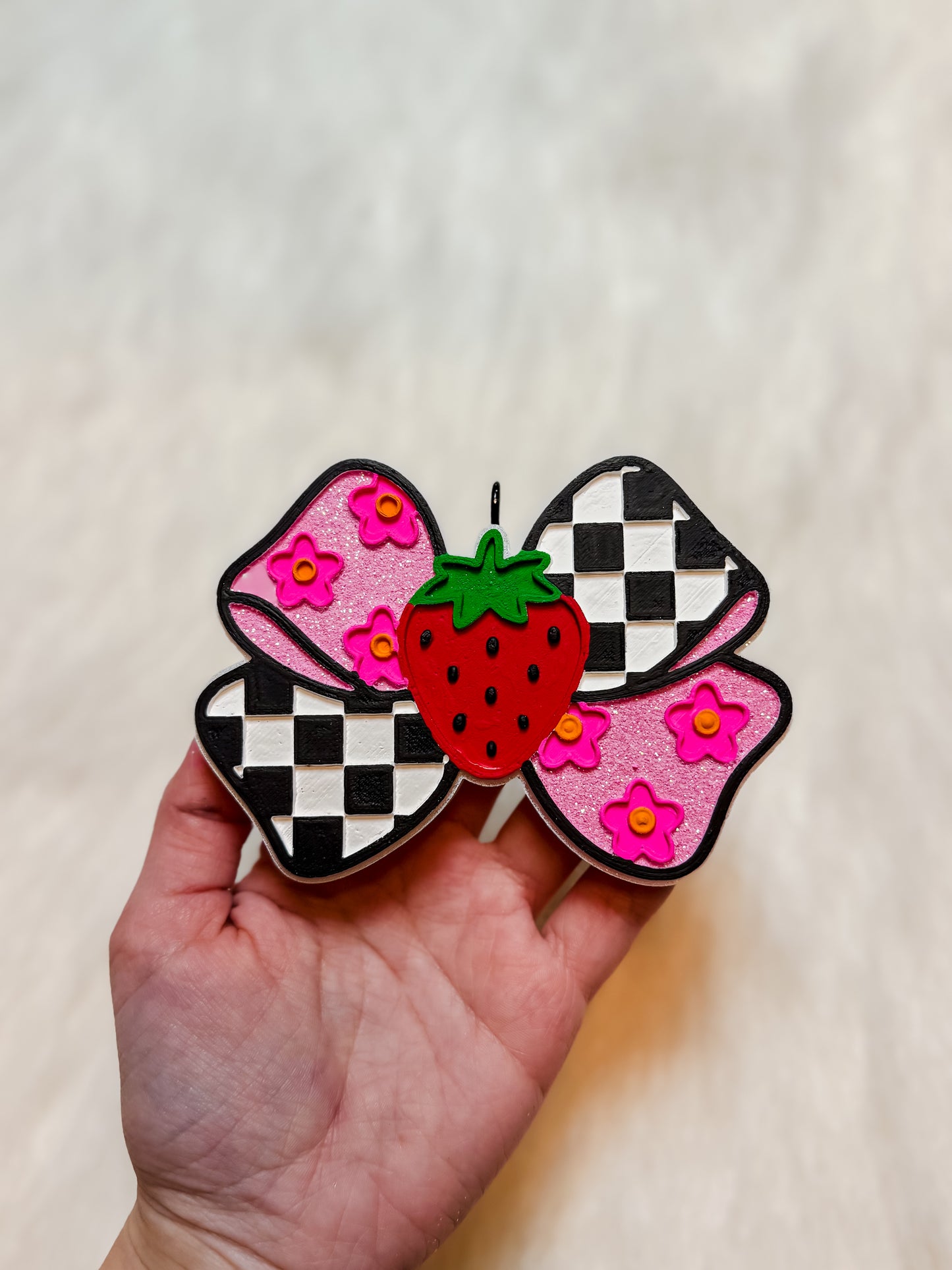 Strawberry Bow Freshie